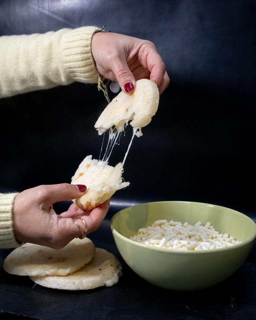 [AR005] AREPA DE MAÍZ RELLENA DE QUESO 4 uds 500g